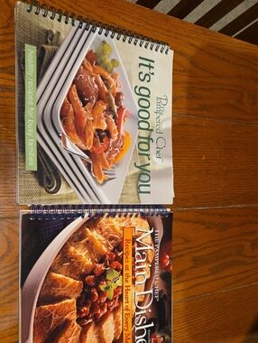 Pampered Chef Spiral Recipe Books with White & Green and Brown Covers